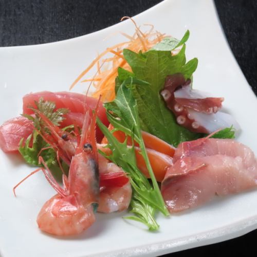 Enjoy fresh seafood!