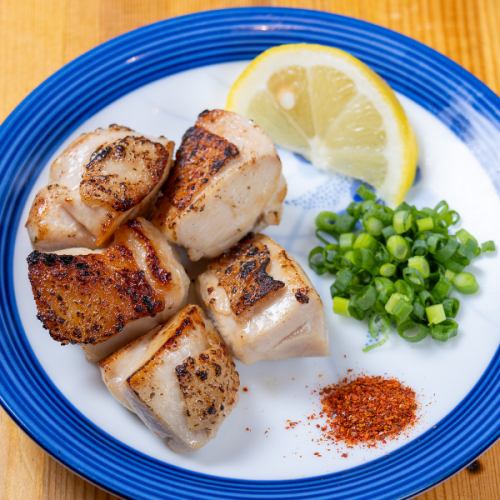 Thigh (salt or sauce) each