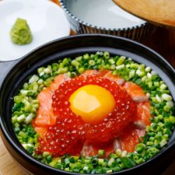 【土鍋】サーモンといくらの親子土鍋