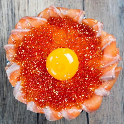 サーモンいくら丼～いくらとサーモンの親子丼～