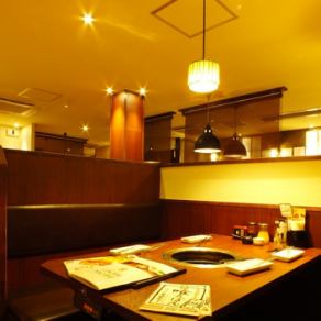 The bright and clean interior.The staff is also full of energy and will entertain customers ♪ * The image is an affiliated store.