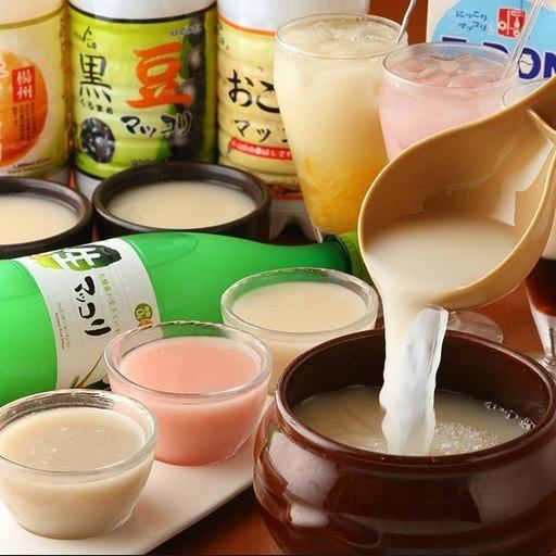 酒类的种类之丰富一定会让您大吃一惊！我们有各种各样的日本和韩国的酒类等着您。