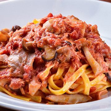 【季節限定】ボスカイオーラ<ツナとキノコのトマトソース>