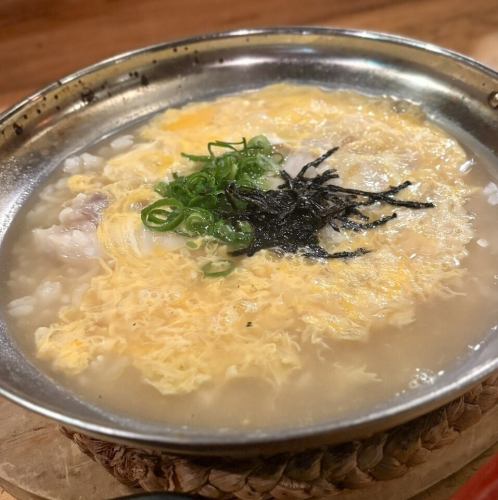 Rice porridge made with tiger pufferfish bone broth