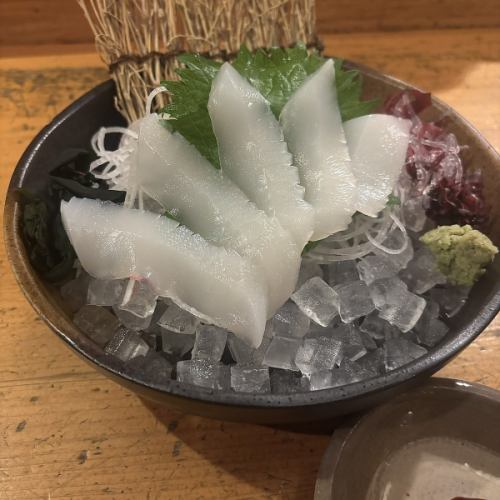 Cuttlefish sashimi