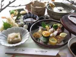 手籠御膳 〔春季限定/数量限定〕3月17日～5月6日までの期間限定！！