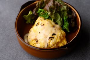炙りチーズのたまごサラダ