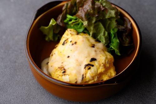 炙りチーズのたまごサラダ