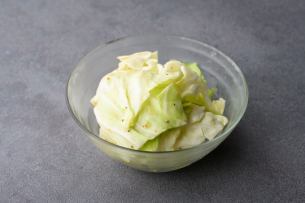 シャキシャキ！！塩ダレキャベツ