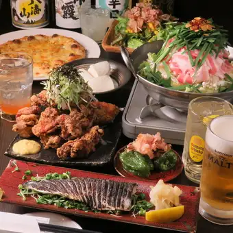 名物！！【時間無制限飲み放題+コース料理 約6品付《からあげを含む10種類以上食べ放題》】