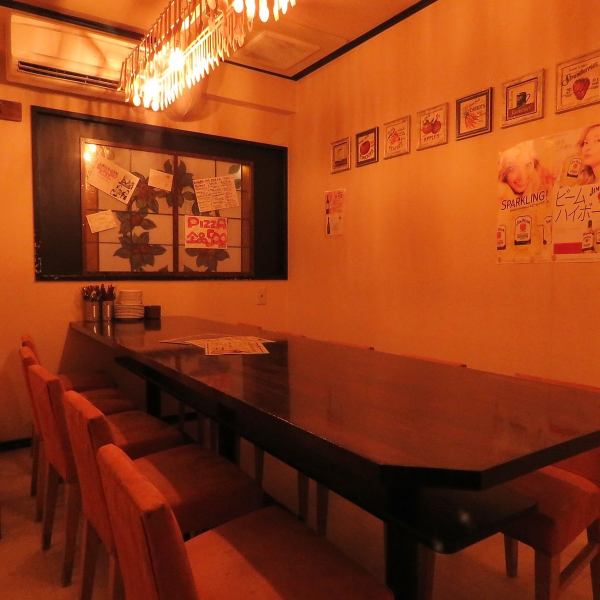 Tables Private room with seats for up to 16 people and seats for up to 10 people ♪ Please use it for drinking party and girls' party, various banquets!