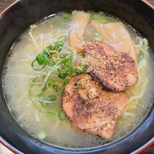 手間ひまかけた自家製が生み出す、至福の一品！