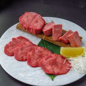 Warm popular beef tongue platter