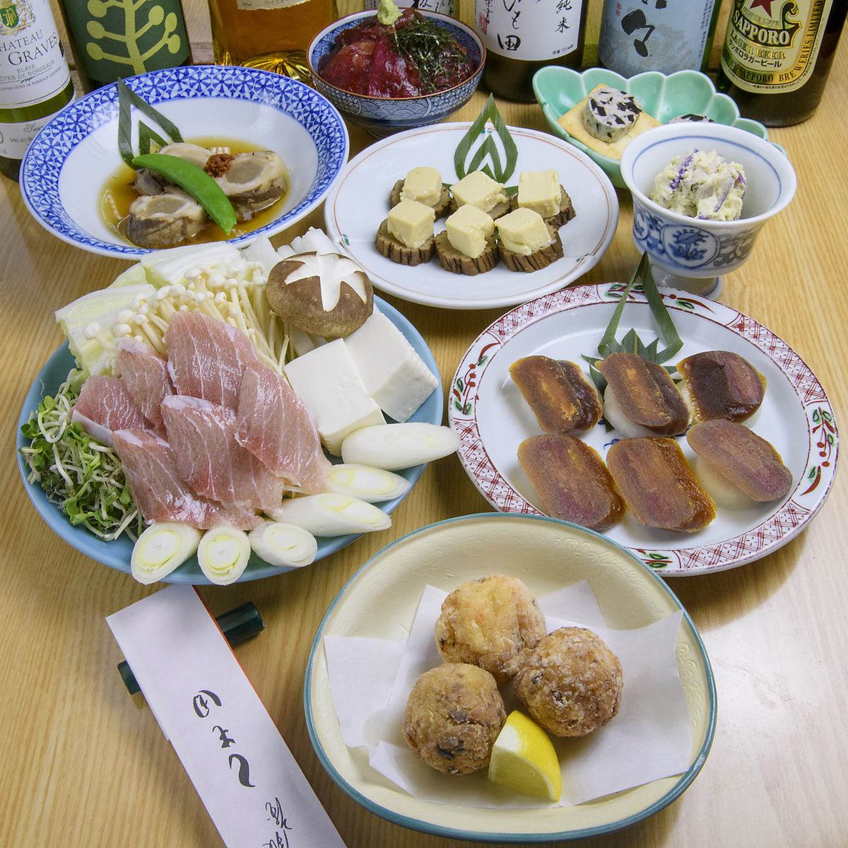 「日本料理かくあるべし」気取らない雰囲気で、正統派の日本料理を堪能できる老舗。