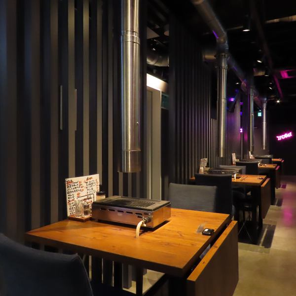 当店は、大人数での宴会はもちろん、お一人様でちょっと一杯飲みたい時など、どんなシーンでもお気軽にご来店いただけます♪新鮮な鳥肉を使用した焼肉で、友人や同僚との楽しい時間を演出☆また、ご予約の際は24時間受付可能なネット予約がおすすめです！美味しい料理と心地よい空間で、特別なひとときをお過ごしください！