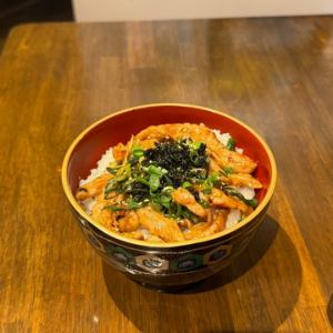 鶏セセリ丼