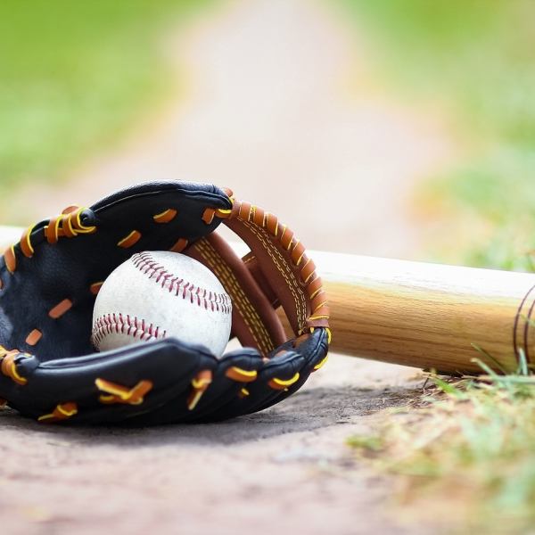 プロ野球選手も足繁く通う名店。こだわりの空間で絶品焼肉をどうぞ。最大60名様まで着席可能!お座敷完備で、お子様連れのご家族や大人数の宴会も安心してお楽しみいただけます。個室もございます。