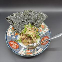 炙り鴨とアボカドのなめろう