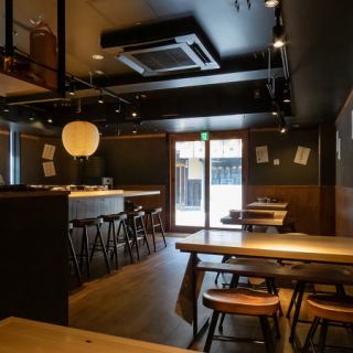 대인원수로의 이용에 편리한 전세를 받고 있습니다.25명 이상에서의 이용 등 자세한 인원수에 대해서는 부담없이 상담해 주십시오.느긋하게 프라이빗한 공간에서, 자랑의 장어와 닭 요리, 그리고 충실한 술을 마음껏 즐길 수 있습니다.