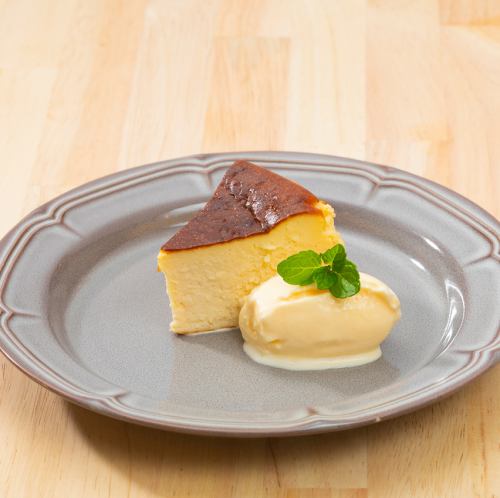 手作りバスクチーズケーキ