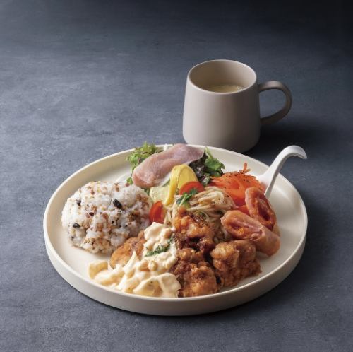 満足プレートランチ（スープ付き）