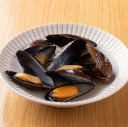 ムール貝のアンチョビ蒸し