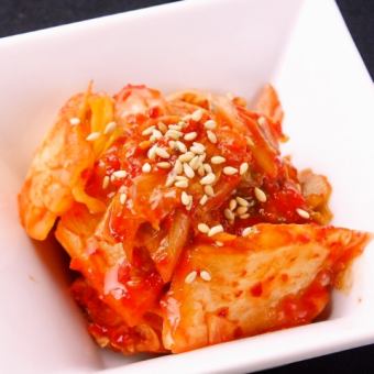 Kimchi (Chinese cabbage) / Kakuteki (radish) Various