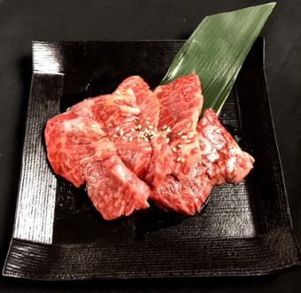 Kuroge Wagyu beef skirt steak (sauce or salt)