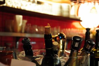 【コース】生ハム、前菜盛合わせ、アヒージョ、窯焼きピッツァなど