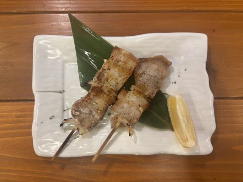 豚バラ串（２本）