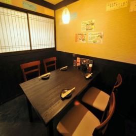 Private room for 2 to 5 people x 5 seats * Because it is a popular seat, please make a reservation for the welcome and farewell party season as soon as possible! You can relax and enjoy your meal and talk without worrying about other customers. ♪ We are proud of our popular seats, so please contact us as soon as possible.