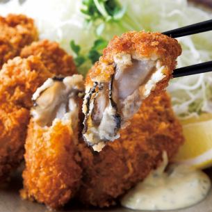 Special tartar sauce fried oysters