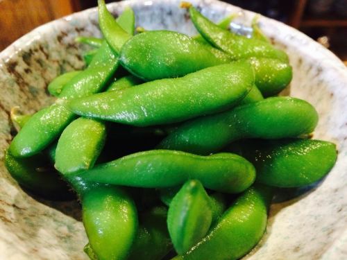 Wasabi-flavored edamame