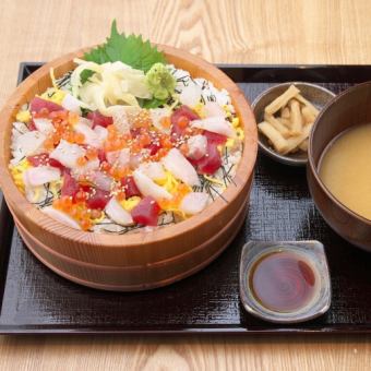 Seafood rose chirashizushi bowl set meal