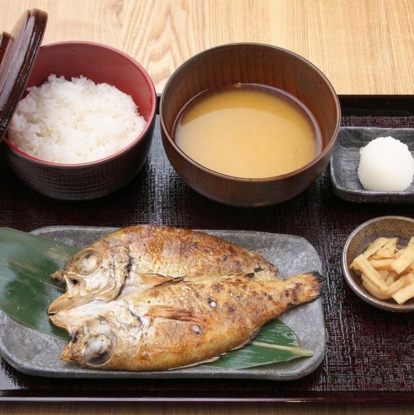 Recommended for lunch and dinner! "Open set meal of Nodoguro"