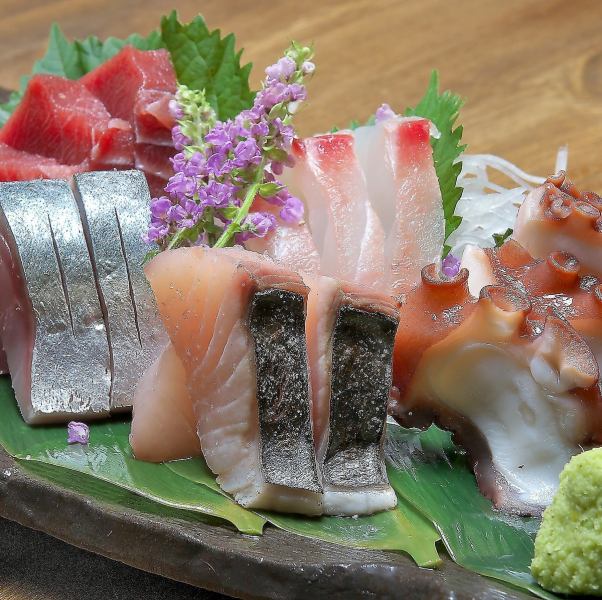 日本酒との相性ばつぐん「海鮮刺身盛り合せ」