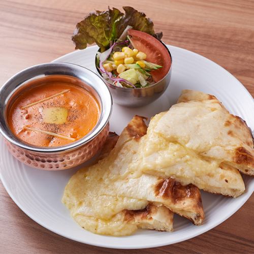 チーズナンプレート Cheese Naan Plate