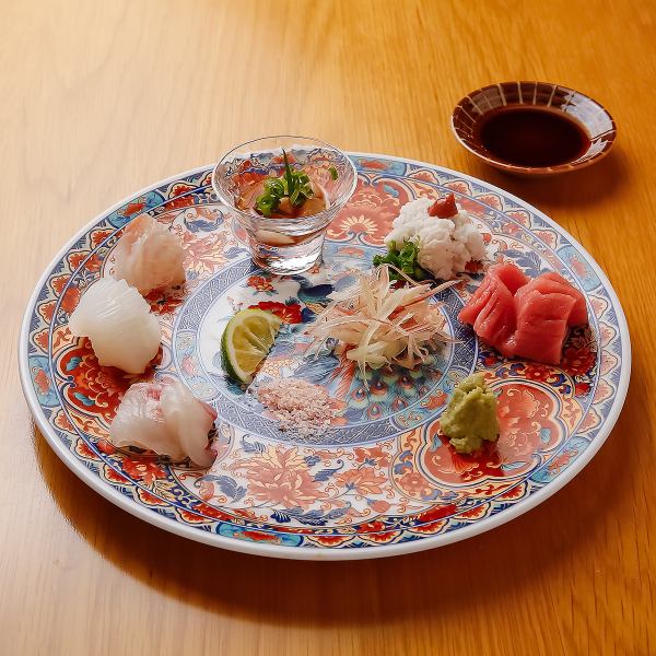 旬の魚を使ったお造り盛り合わせ