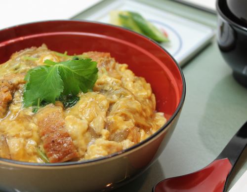 鳗鱼柳川丼