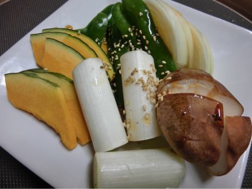 Baked vegetables (long onion, onion, pumpkin, bell pepper, shiitake, eringi, shimeji)
