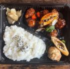 A: Sweet and sour pork bento (sweet and sour or black vinegar)