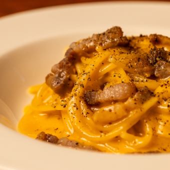 【イタリア料理はじめの一歩】鶏料理or魚料理等が楽しめるコース《旬素材をシェフのおまかせで》