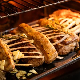 【歓送迎会プラン♪】13名様以上貸切スペシャル8000円コース　3時間飲み放題付♪