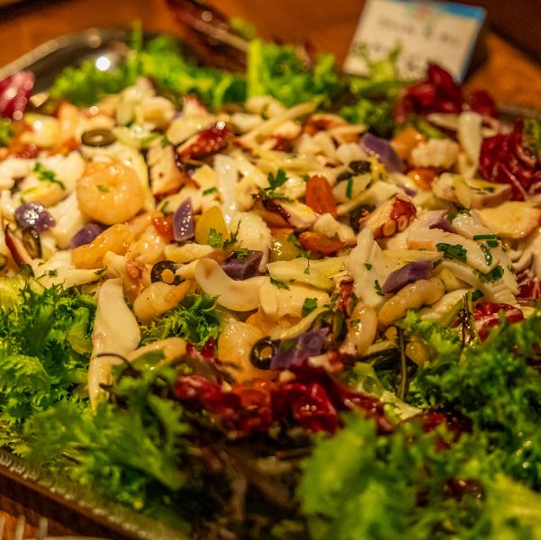 ☆13名様以上でご予約可能☆貸切のみスペシャル8000円コース◎白赤ハウスワイン、ソフトドリンク飲み放題付