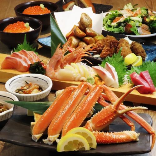 提供多种畅饮套餐◎ 仅供用餐的选择从3000日元左右起,包括“生羊肉仁吉士干”、“螃蟹”和“炉端烧”等菜肴。