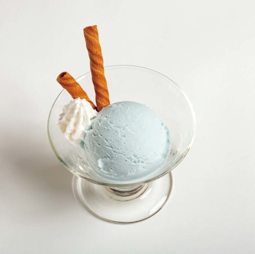 青いソルトアイス