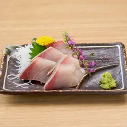 カンパチ刺し