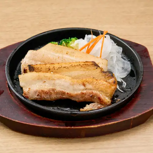 豚バラ肉の鉄板焼き