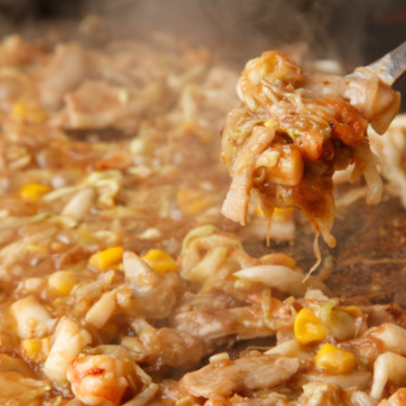 旨みを重ねた深い味わいの“タジ汁”