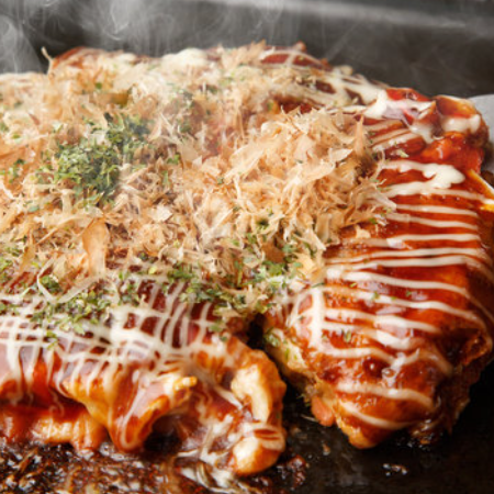 甘辛ソースとまろやかマヨが織り成す旨さ